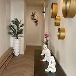 Stunning * كوارتيرا