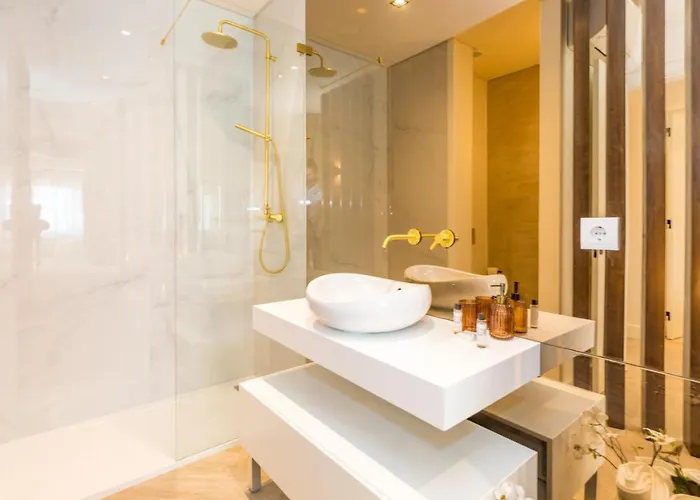 Stunning Apartament Quarteira